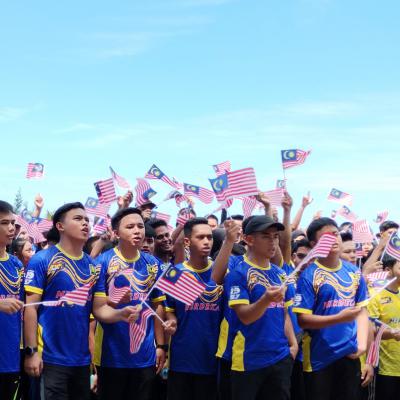Merdeka12